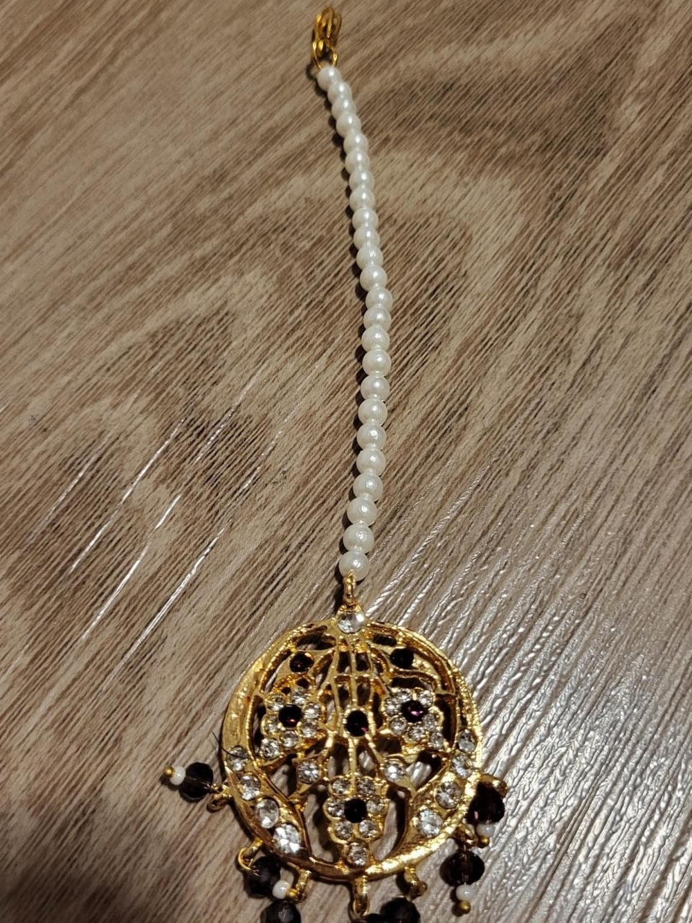Gold and White Beaded Pendant Necklace - Elegant Women’s Jewelry